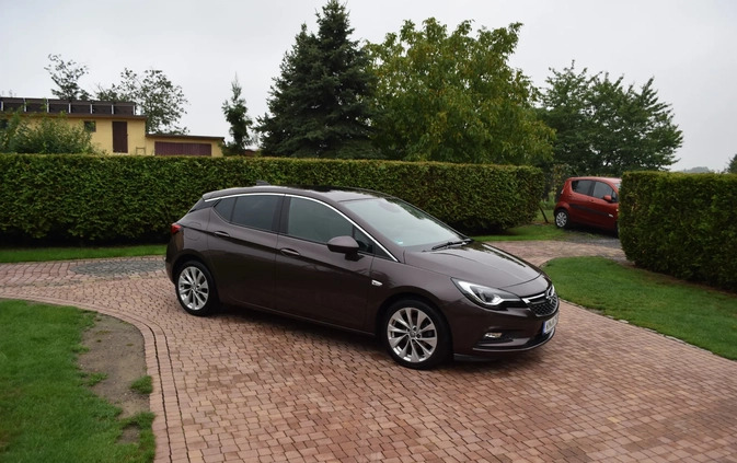 Opel Astra cena 46900 przebieg: 184300, rok produkcji 2016 z Góra małe 172